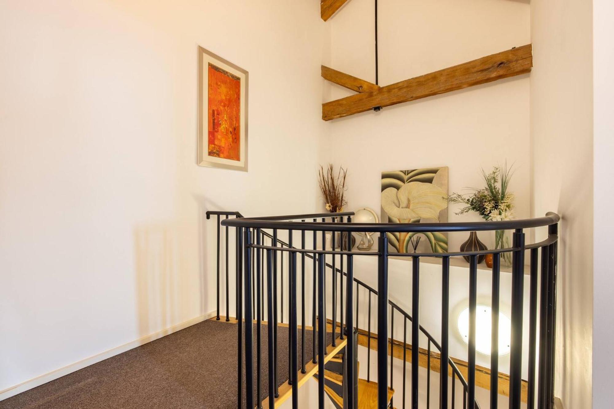 Wild Roses Serviced Apartments - Excel Warehouse 2 Лондон Экстерьер фото