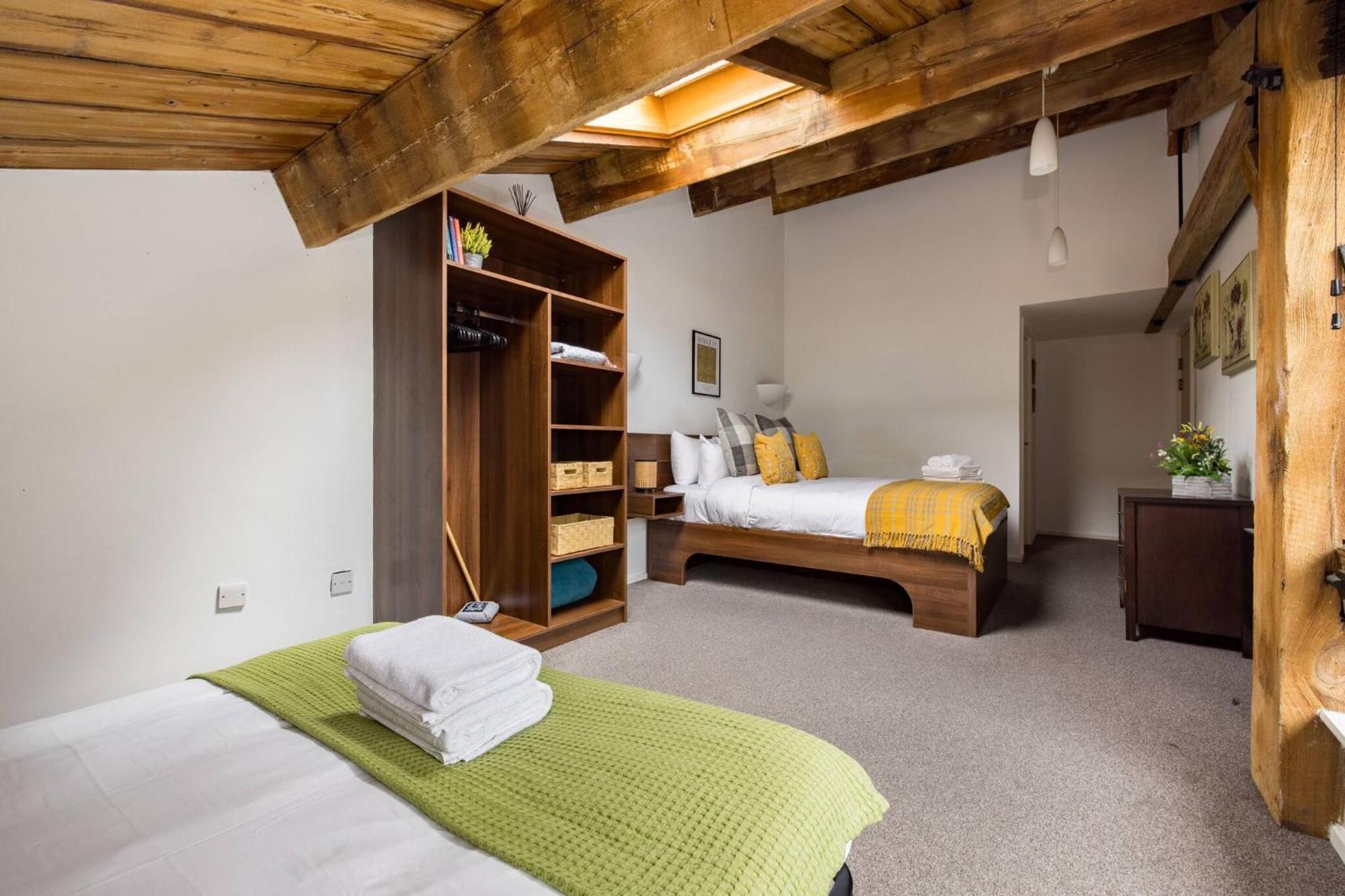 Wild Roses Serviced Apartments - Excel Warehouse 2 Лондон Экстерьер фото